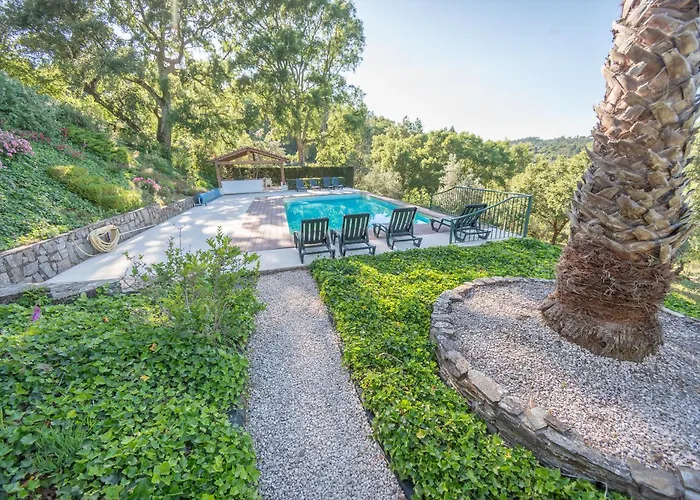 The Art House * Томар